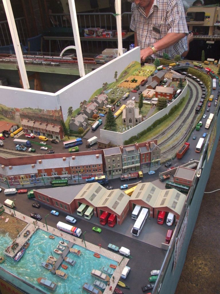Pics from Plymouth Model Railway Exhibition Model Railway Forum
